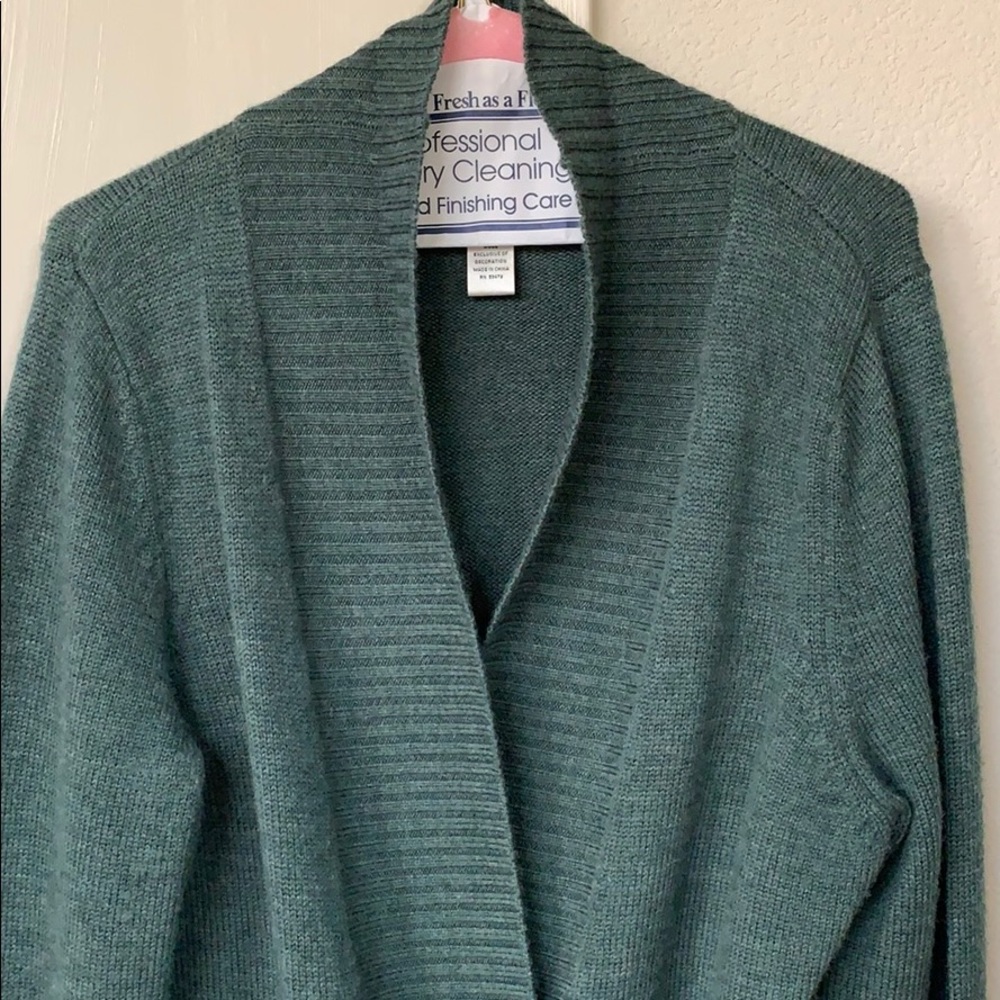 Sweater - Picture 2 of 4